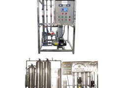 長春客戶使用超純水設(shè)備制作車用尿素現(xiàn)場 (188播放)