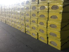 礦棉板流水線 (215播放)