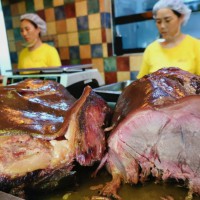 驢肉火燒加盟培訓(xùn)，2-3人即可開店