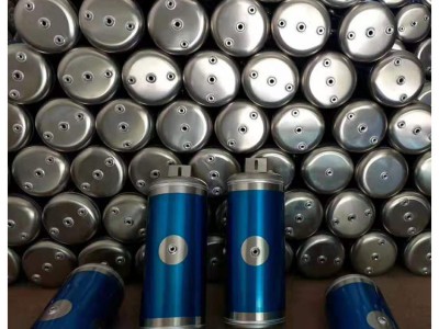 鋁合金儲(chǔ)氣筒廠家加工生產(chǎn)豪沃德龍歐曼等車(chē)型
